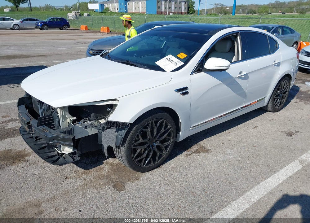 2016 KIA CADENZA VIN: KNALN4D76G5206558