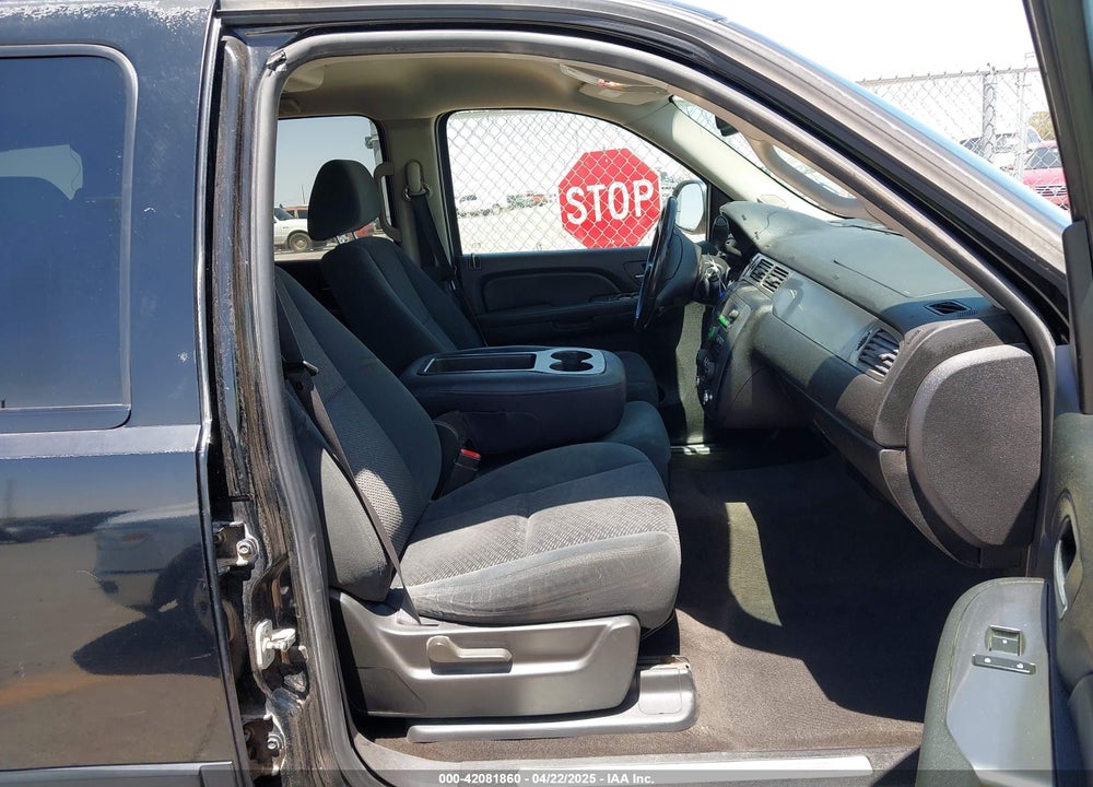 2007 CHEVROLET TAHOE LS VIN: 1GNFC13C47J406467