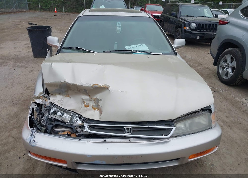 1997 HONDA ACCORD EX V6 VIN: 1HGCE6678VA007335