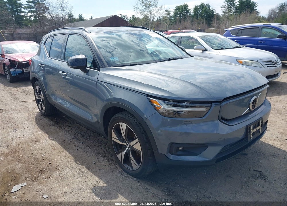2021 VOLVO XC40 RECHARGE PURE ELECTRIC VIN: YV4ED3UR9M2600401