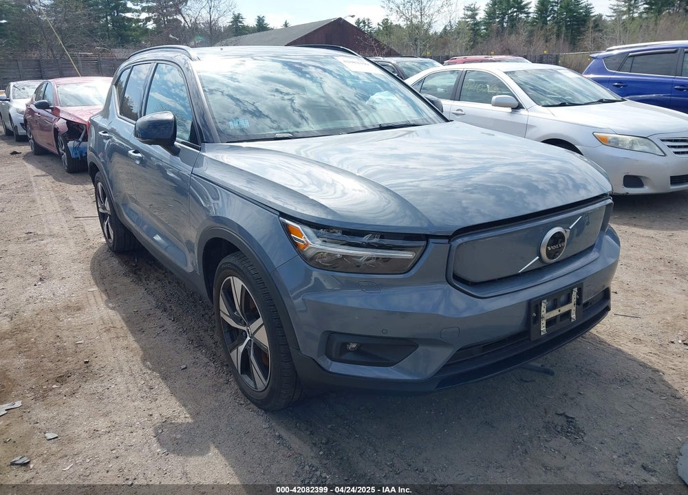2021 VOLVO XC40 RECHARGE PURE ELECTRIC VIN: YV4ED3UR9M2600401