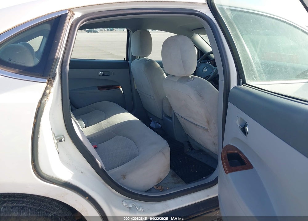 2005 BUICK LACROSSE CX VIN: 2G4WC532851299899