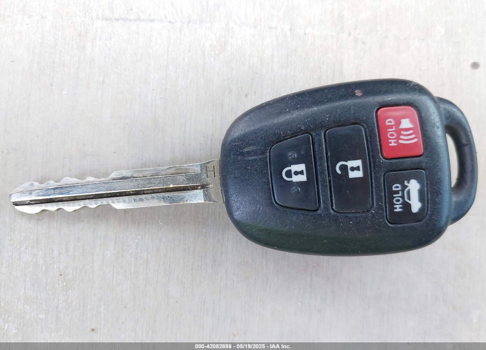 2016 TOYOTA CAMRY VIN: 4T1BF1FK4GU138015