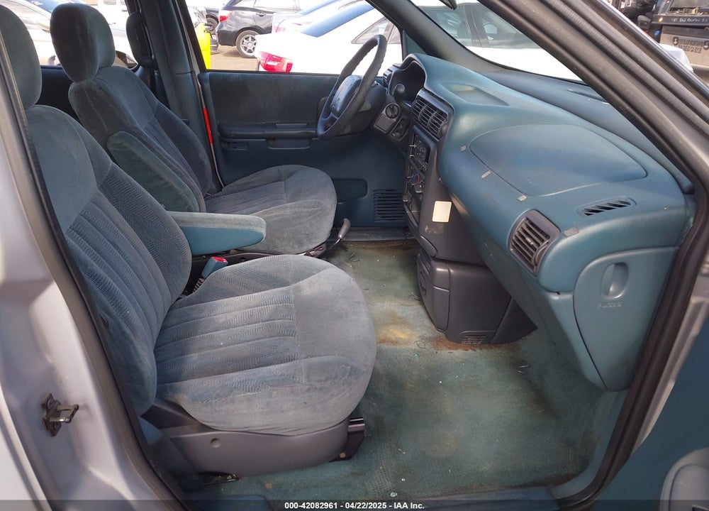 1999 CHEVROLET VENTURE VIN: 1GNDX03E1XD260454