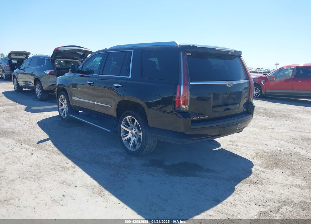 2017 CADILLAC ESCALADE VIN: 1GYS3CKJ8HR162399