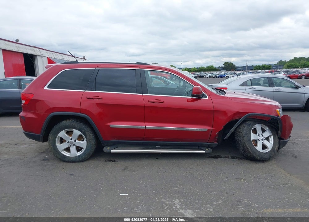 2011 JEEP GRAND CHEROKEE VIN: 1J4RR4GTXBC542500