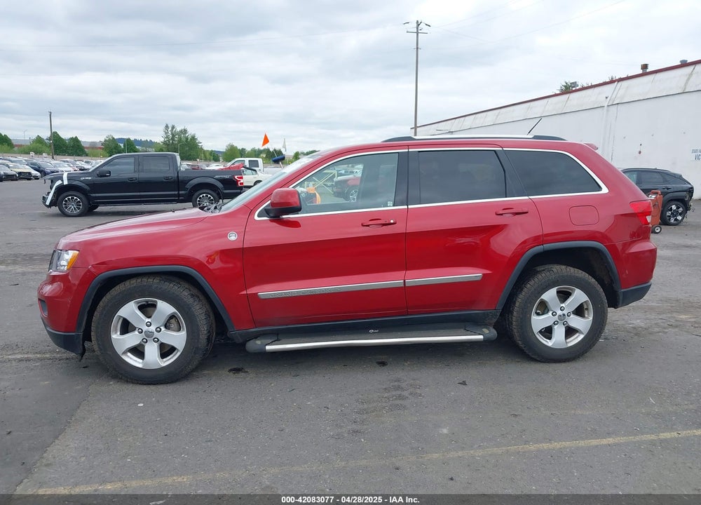2011 JEEP GRAND CHEROKEE VIN: 1J4RR4GTXBC542500