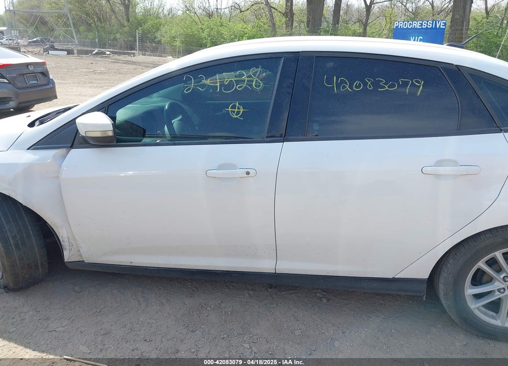 2017 FORD FOCUS VIN: 1FADP3F25HL234528