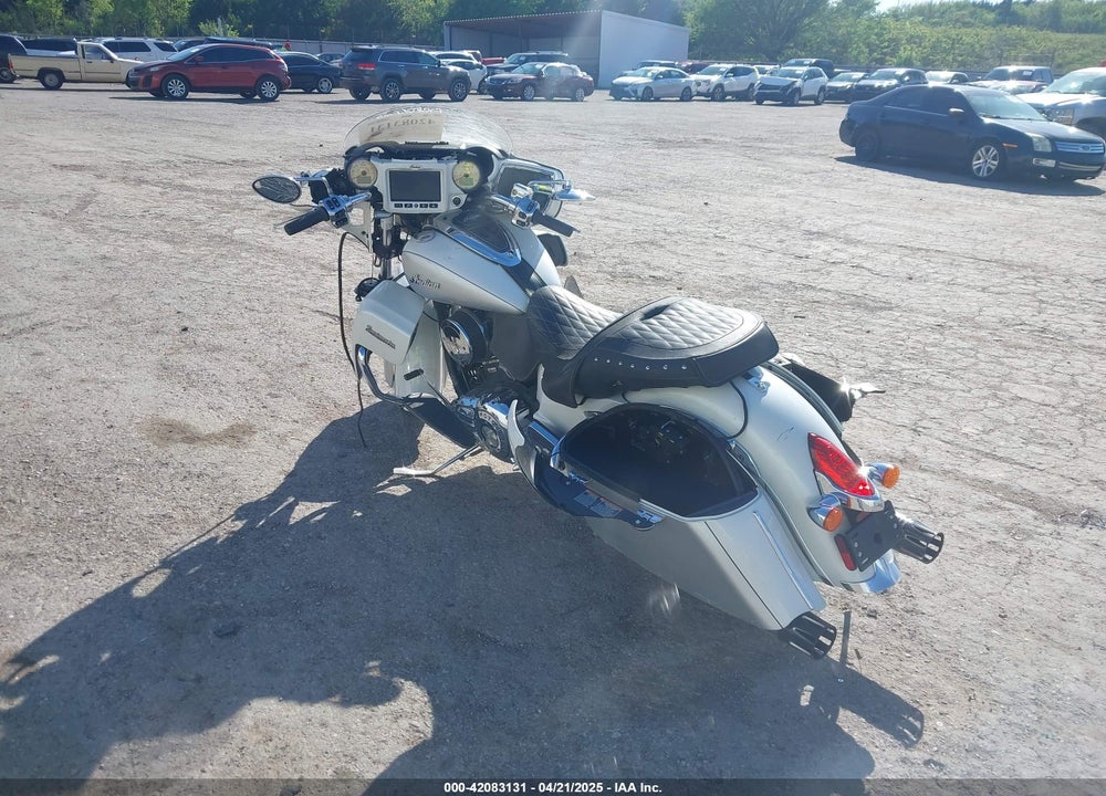 2018 INDIAN MOTORCYCLE CO. ROADMASTER VIN: 56KTRAAA1J3366009