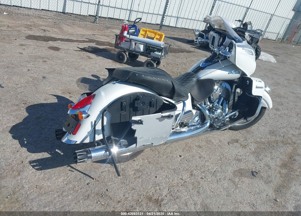 2018 INDIAN MOTORCYCLE CO. ROADMASTER VIN: 56KTRAAA1J3366009
