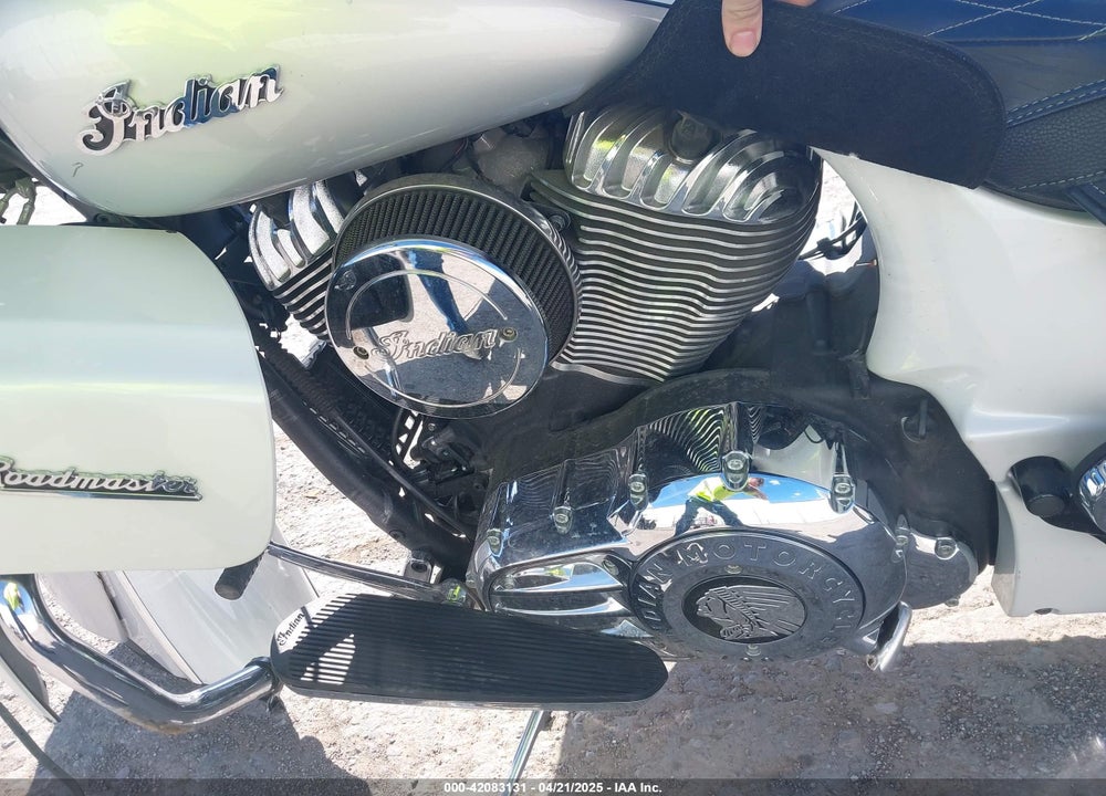 2018 INDIAN MOTORCYCLE CO. ROADMASTER VIN: 56KTRAAA1J3366009