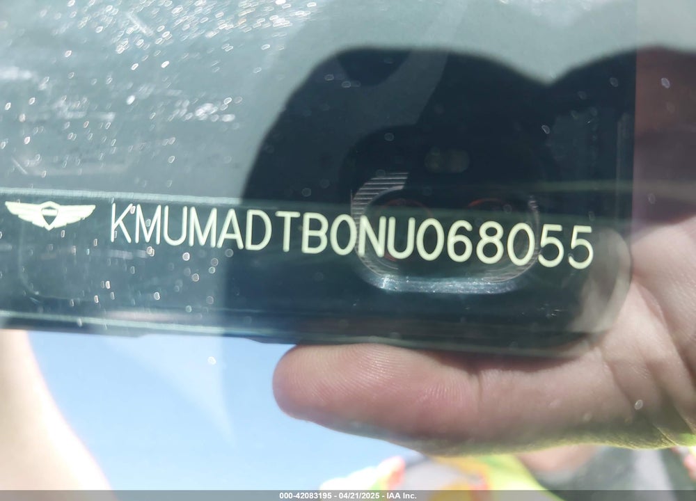 2022 GENESIS GV70 VIN: KMUMADTB0NU068055