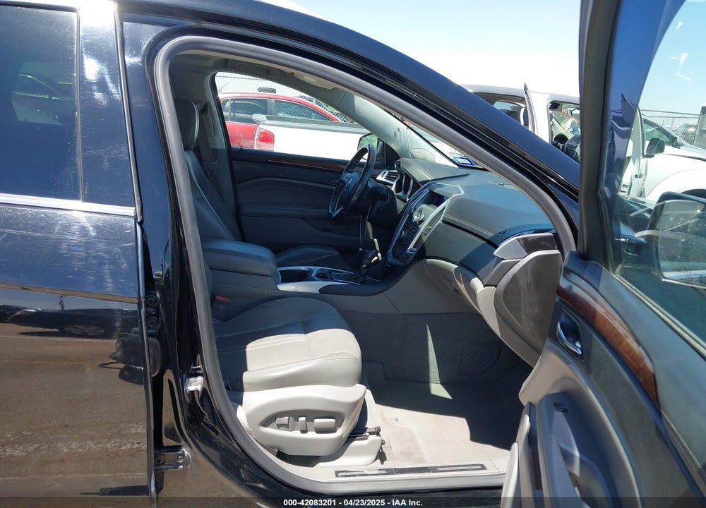 2011 CADILLAC SRX VIN: 3GYFNAEY8BS620455