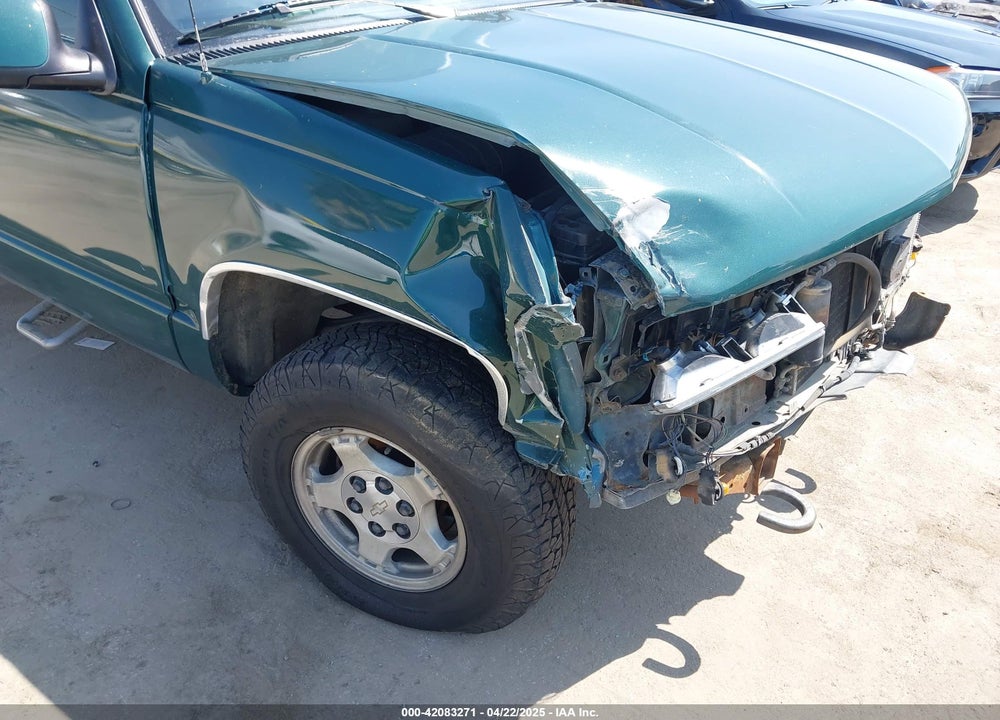 1990 CHEVROLET GMT-400 K2500 VIN: 1GCFK24K6LZ159200