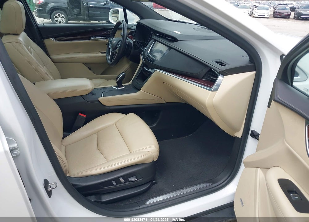 2017 CADILLAC XT5 LUXURY VIN: 1GYKNDRS0HZ267629