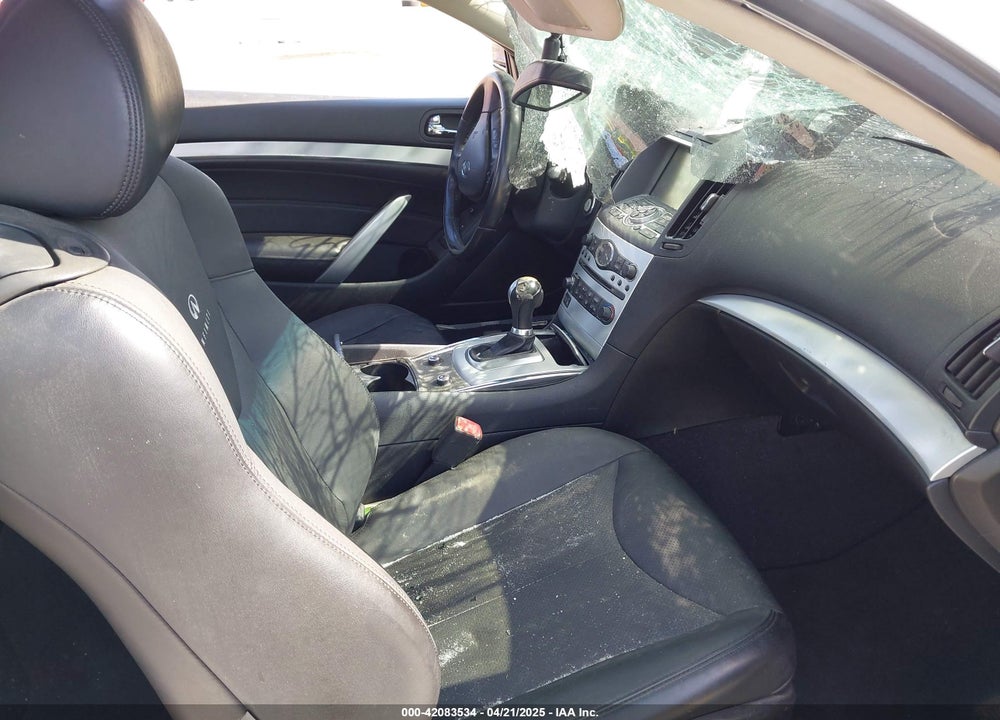 2014 INFINITI Q60 JOURNEY VIN: JN1CV6EK9EM113055
