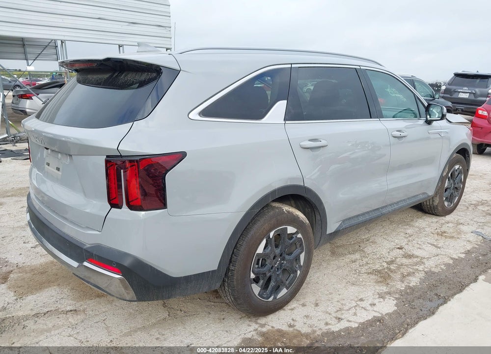 2025 KIA SORENTO VIN: 5XYRL4JC2SG326359