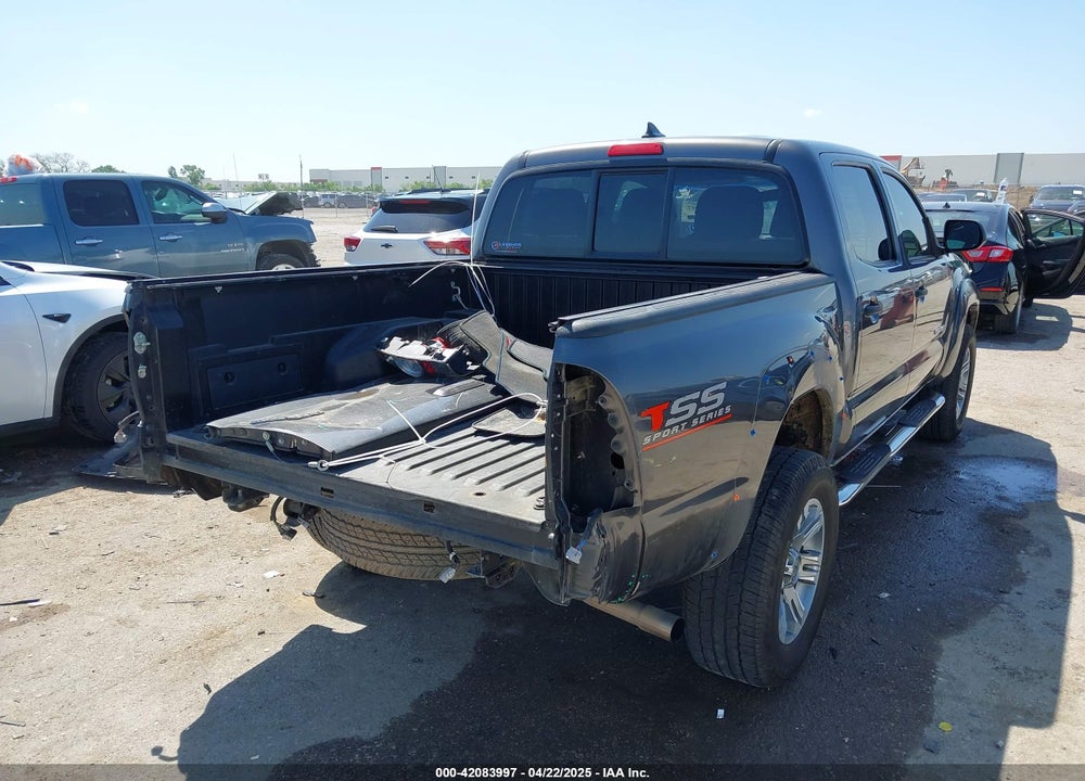 2015 TOYOTA TACOMA VIN: 5TFJU4GN7FX084724