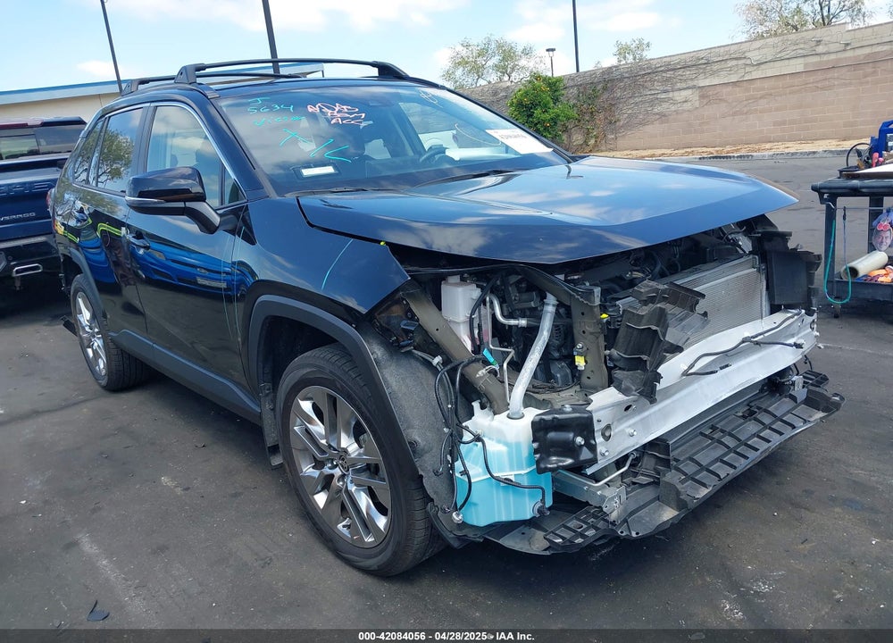 2024 TOYOTA RAV4 XLE PREMIUM VIN: JTMC1RFV0RJ027160