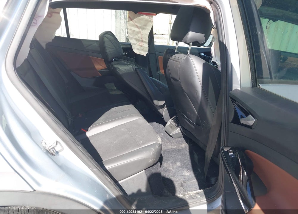 2021 VOLKSWAGEN ID.4 VIN: WVGTMPE23MP056303