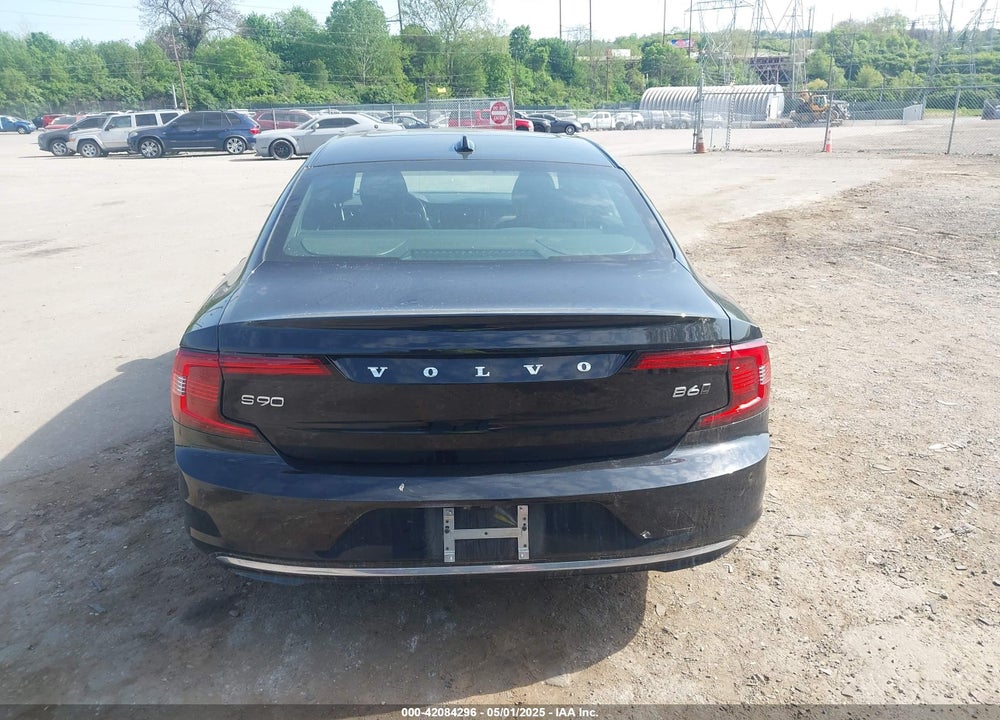 2022 VOLVO S90 VIN: LVY062ML5NP247942