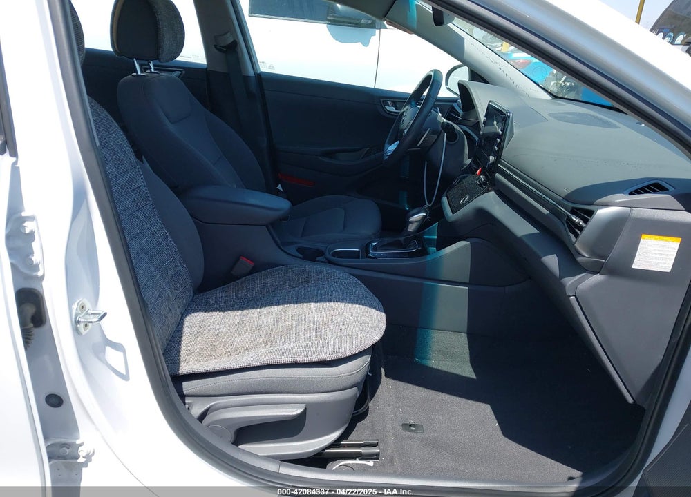 2022 HYUNDAI IONIQ PLUG-IN HYBRID SEL VIN: KMHC75LD7NU265630