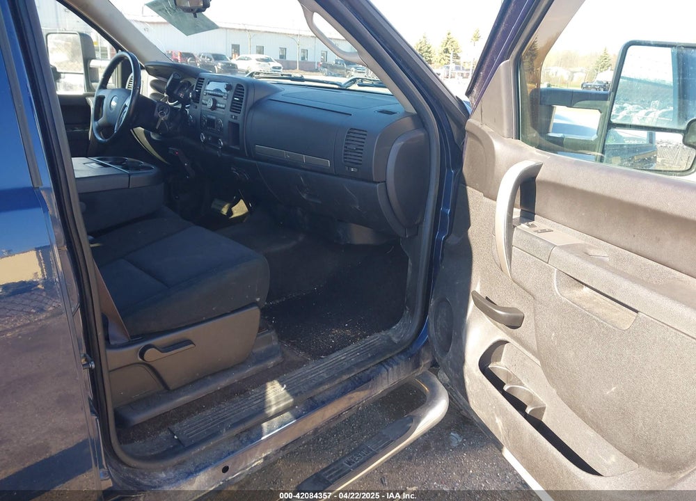 2011 CHEVROLET SILVERADO VIN: 3GCPKSE35BG314698