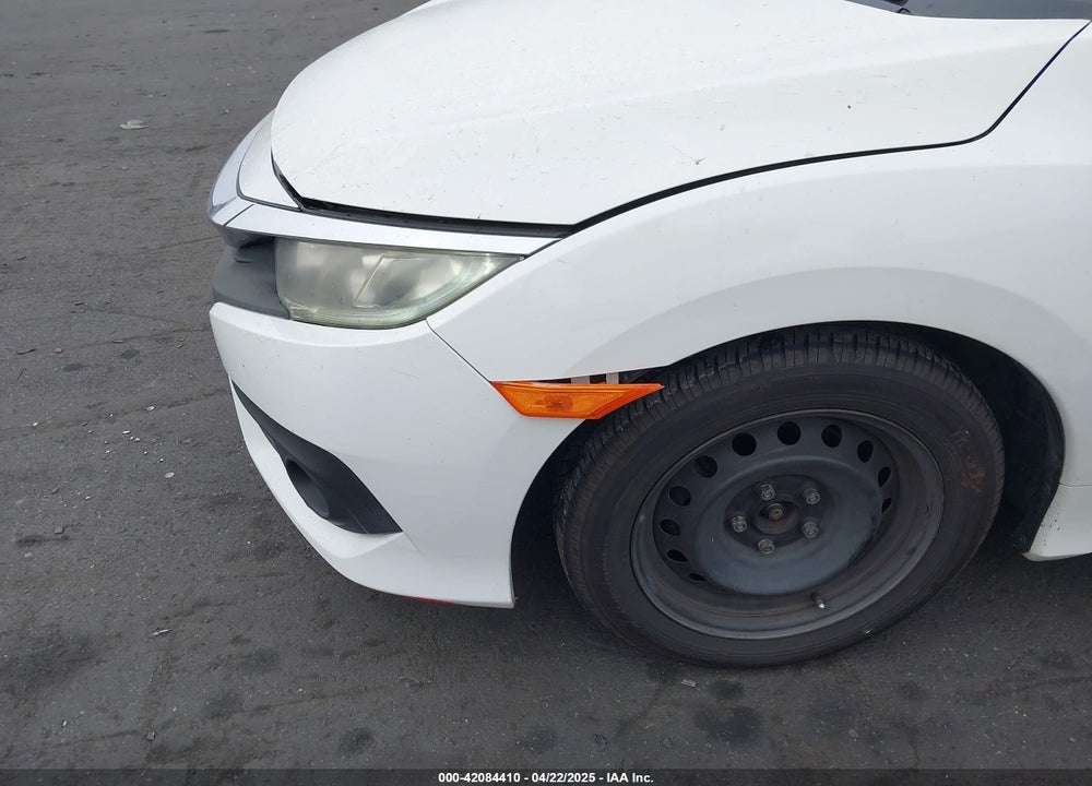2018 HONDA CIVIC LX VIN: 2HGFC2F57JH502776