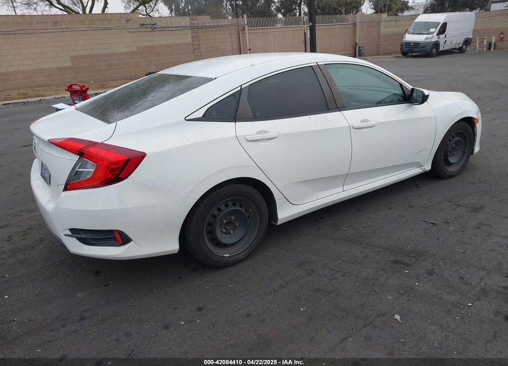 2018 HONDA CIVIC LX VIN: 2HGFC2F57JH502776