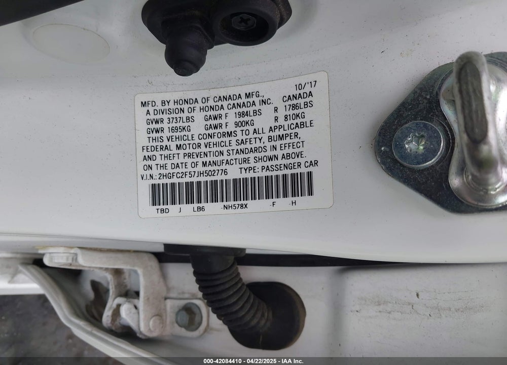 2018 HONDA CIVIC LX VIN: 2HGFC2F57JH502776