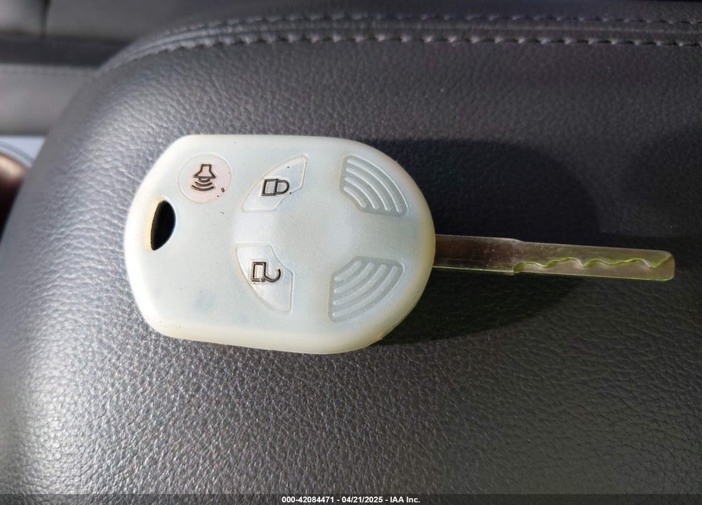 2016 FORD ESCAPE VIN: 1FMCU0F79GUB87923