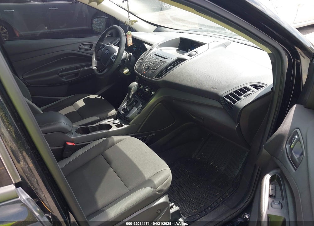 2016 FORD ESCAPE VIN: 1FMCU0F79GUB87923