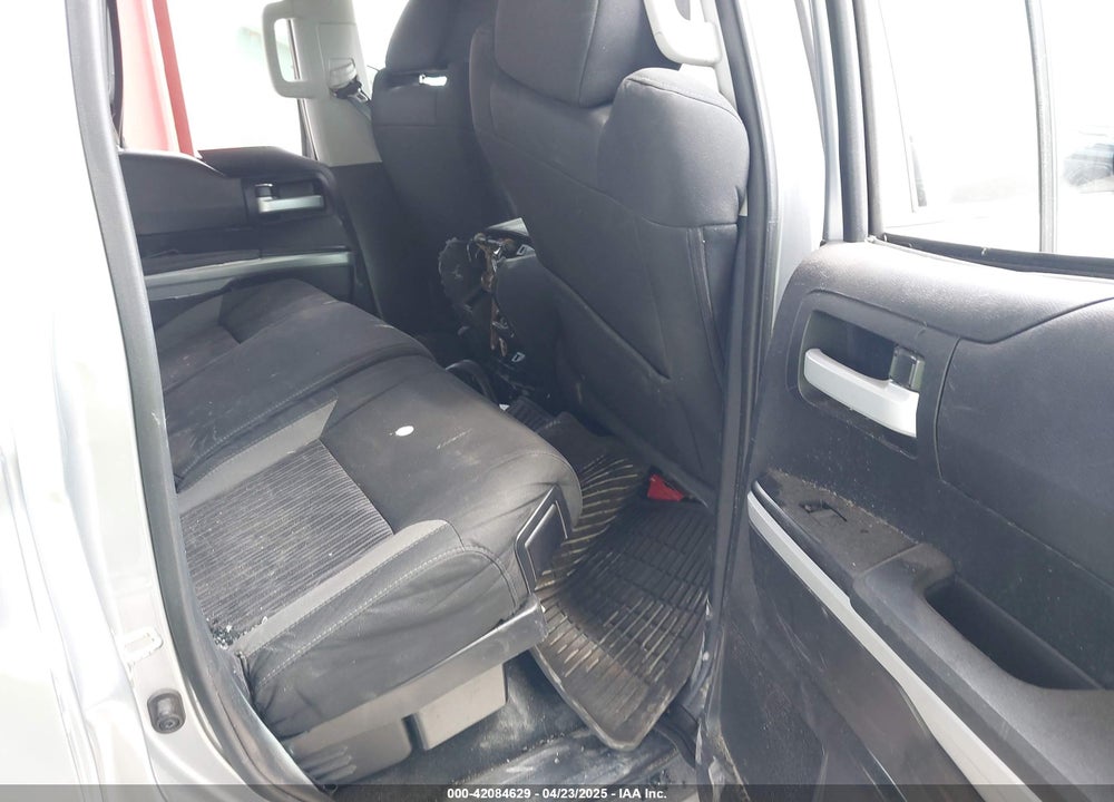 2017 TOYOTA TUNDRA VIN: 5TFRM5F18HX118194