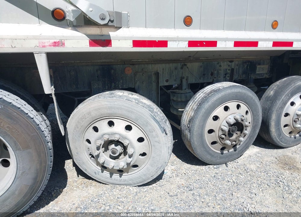 2014 KENWORTH CONSTRUCTION T800 VIN: 1NKDLP0X5EJ400800