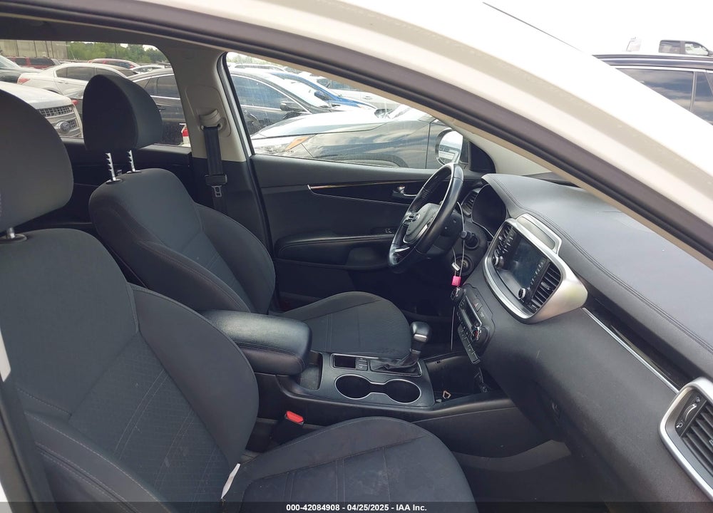 2020 KIA SORENTO VIN: 5XYPG4A33LG661840