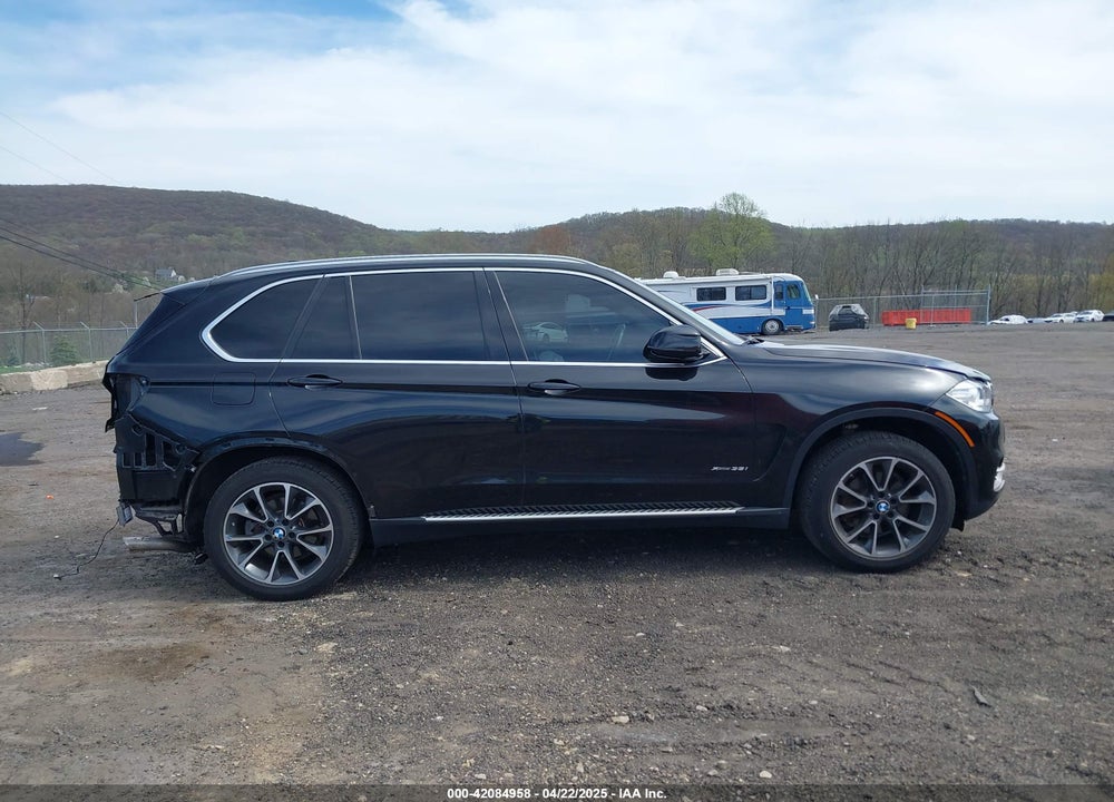 2017 BMW X5 VIN: 5UXKR0C31H0V78672