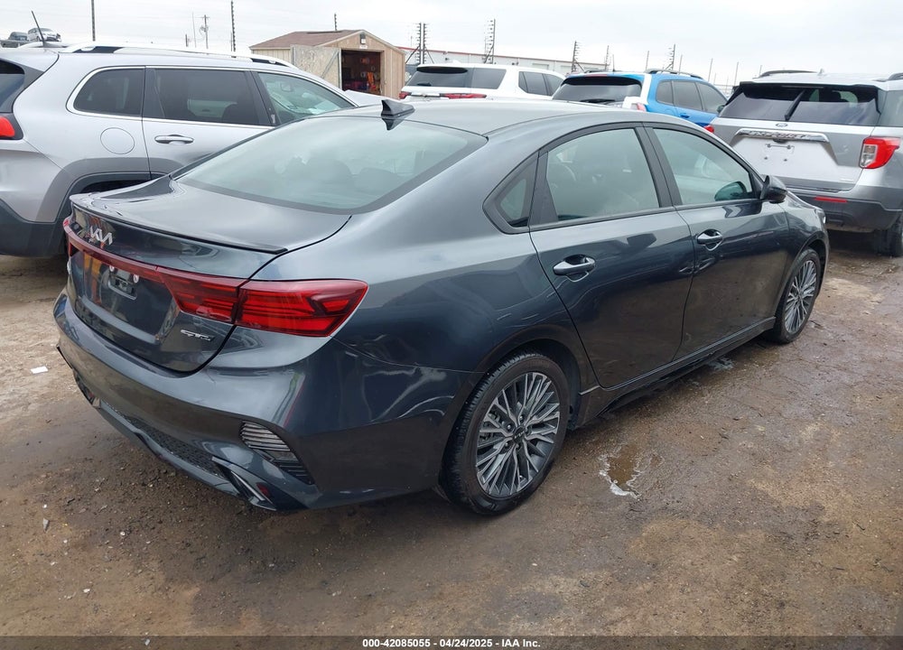 2024 KIA FORTE GT LINE VIN: 3KPF54ADXRE833037