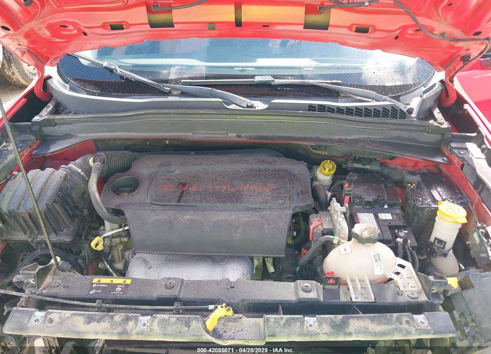 2015 JEEP RENEGADE LATITUDE VIN: ZACCJBBT6FPC06018