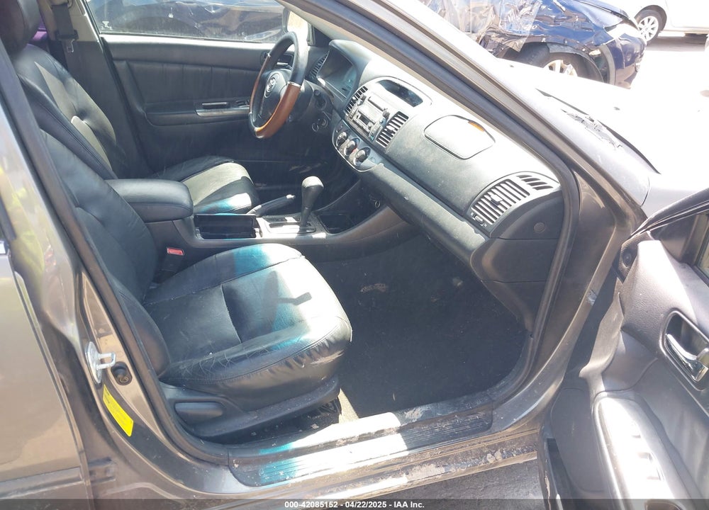 2003 TOYOTA CAMRY SE V6 VIN: 4T1BF30K43U552328