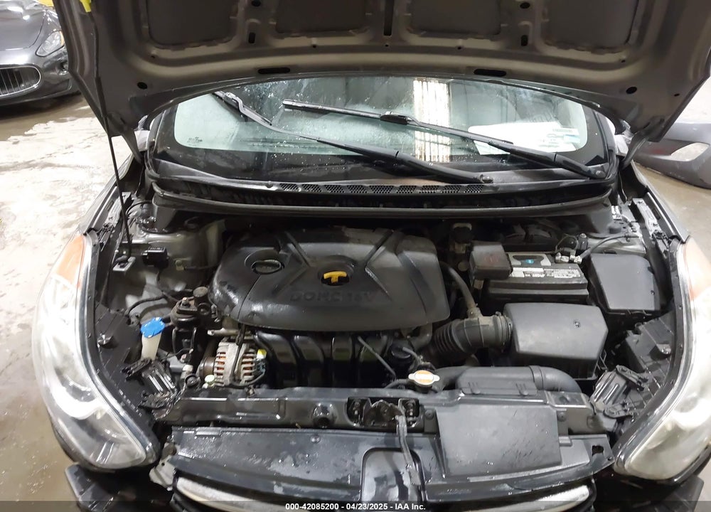 2012 HYUNDAI ELANTRA VIN: 5NPDH4AE5CH134313