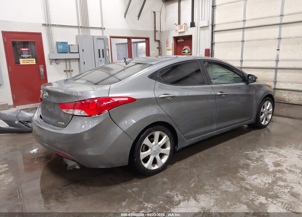 2012 HYUNDAI ELANTRA VIN: 5NPDH4AE5CH134313
