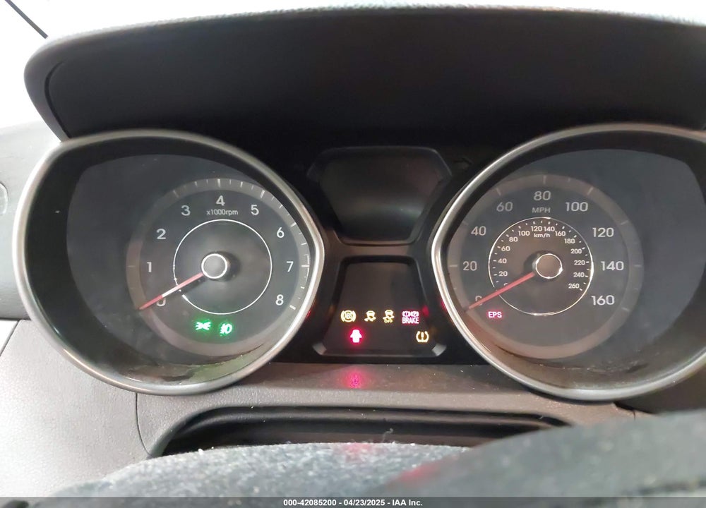 2012 HYUNDAI ELANTRA VIN: 5NPDH4AE5CH134313