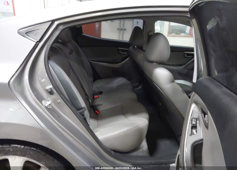 2012 HYUNDAI ELANTRA VIN: 5NPDH4AE5CH134313