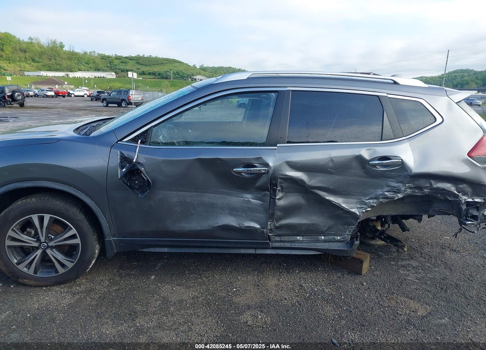 2020 NISSAN ROGUE VIN: JN8AT2MV7LW116590