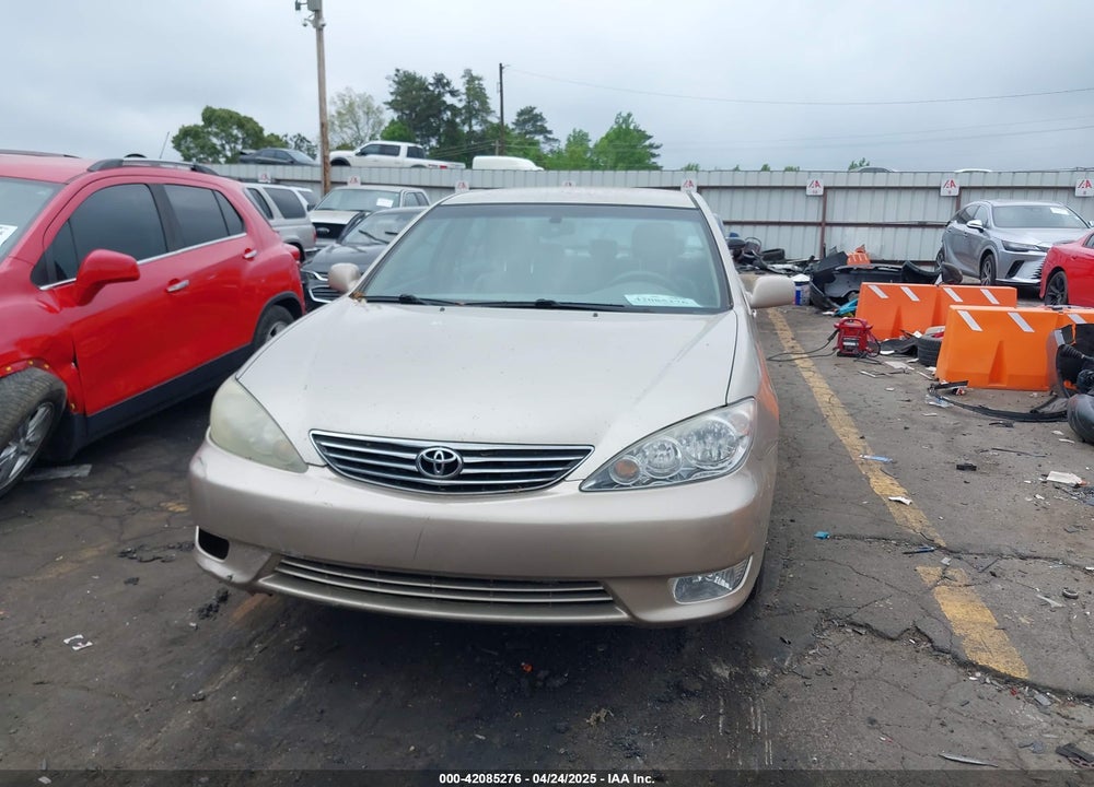 2005 TOYOTA CAMRY XLE VIN: 4T1BE32KX5U088853