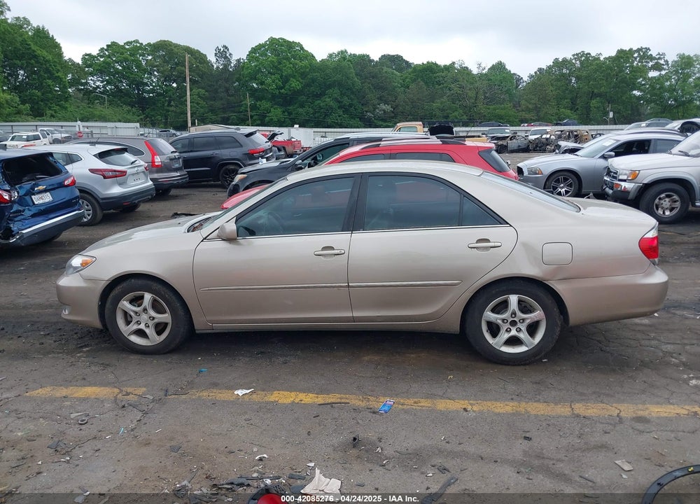 2005 TOYOTA CAMRY XLE VIN: 4T1BE32KX5U088853