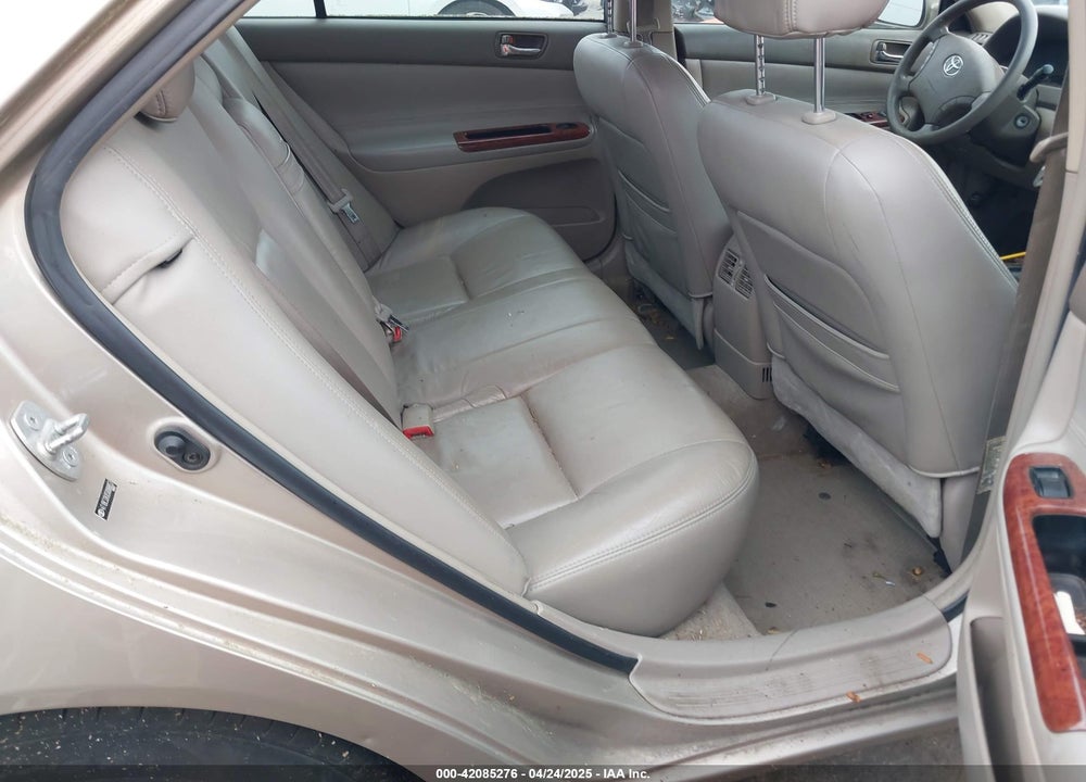 2005 TOYOTA CAMRY XLE VIN: 4T1BE32KX5U088853