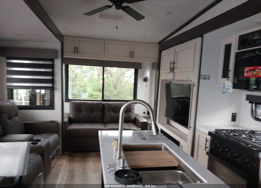 2025 FOREST RIVER OTHER VIN: 5ZT3SR1BXS6114887