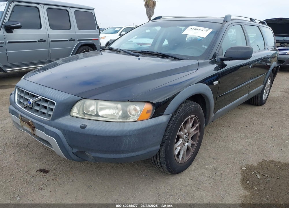 2005 VOLVO XC70 2.5T AWD VIN: YV1SZ592451197220