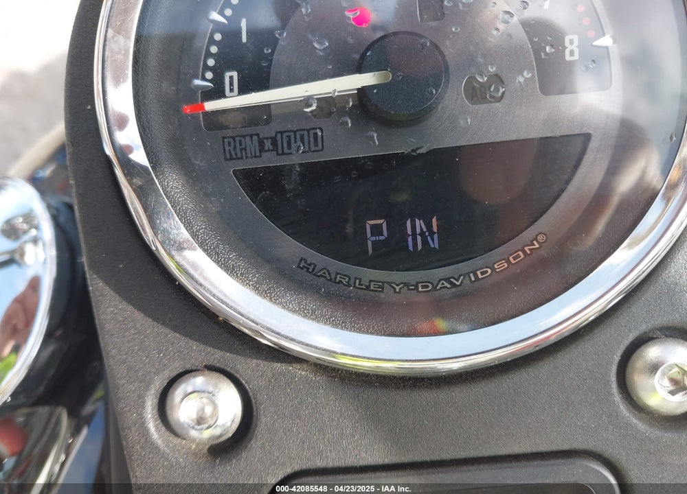 2017 HARLEY-DAVIDSON FXDB DYNA STREET BOB VIN: 1HD1GXM11HC316530